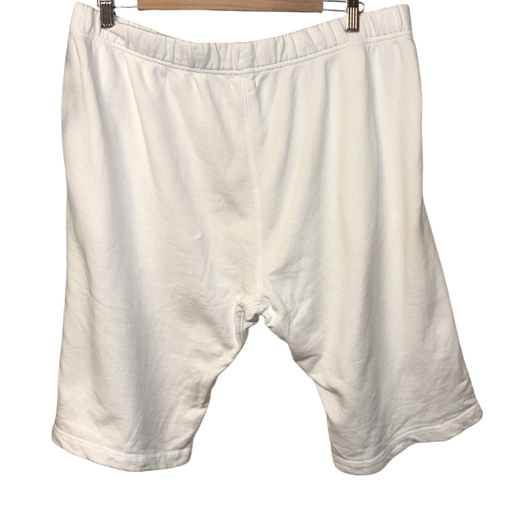 🆕ROOTS 100% Organic Cotton Shorts in White - Picture 4 of 9